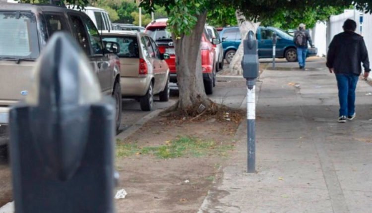 Entregan concesion de parquimetros en tijuana